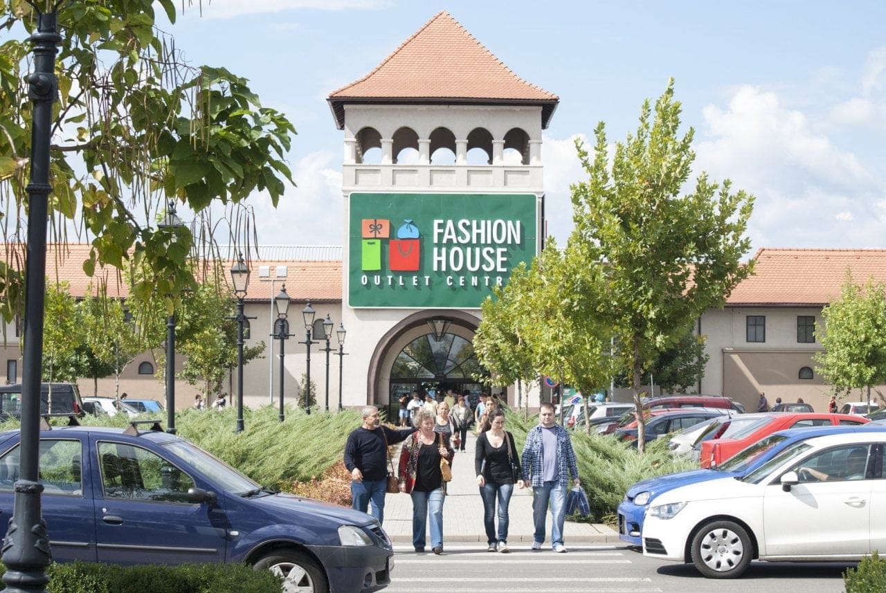 FASHION HOUSE Outlet Centre Bucuresti 1 - Cumparaturile in outlet sunt din ce in ce mai atractive pentru clientii romani