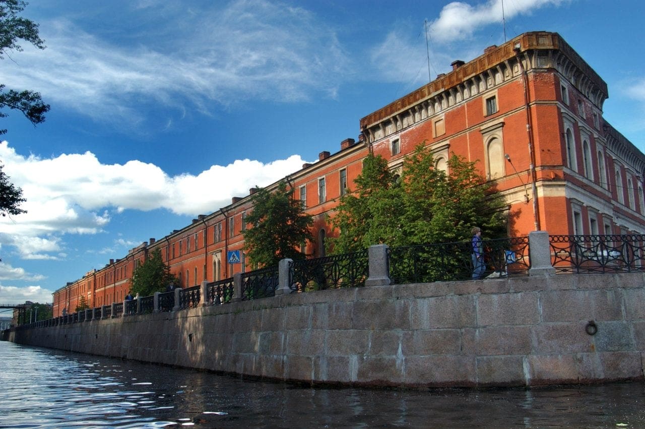 sablino saint petersburg new holland from canal boat - Garage Museum of Contemporary Art