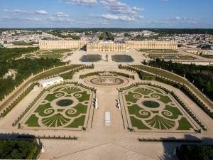 Vue aérienne du domaine de Versailles par ToucanWings   Creative Commons By Sa 3.0   117 300x225 - Vue_aérienne_du_domaine_de_Versailles_par_ToucanWings_-_Creative_Commons_By_Sa_3.0_-_117