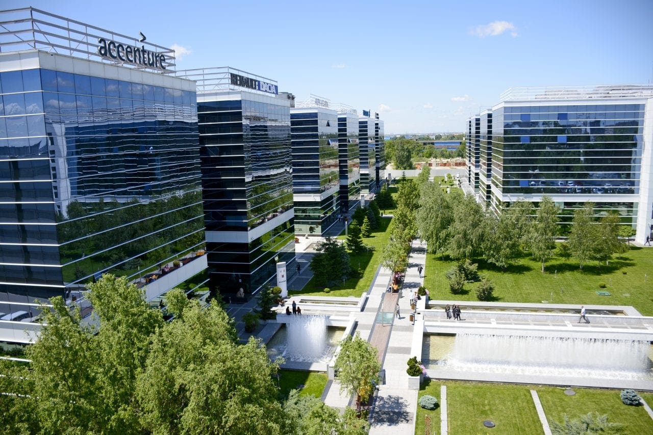 Accenture in West Gate - Accenture prelungește contractul pentru birourile din West Gate până în 2025