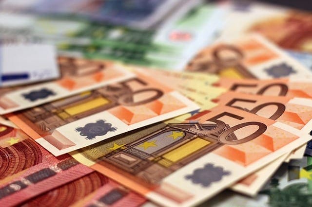 euro - Investițiile imobiliare din România, în jur de 950 milioane euro în 2018