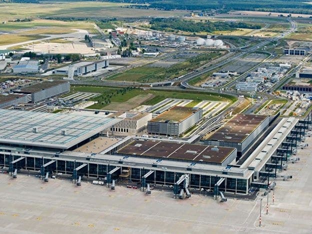 Hauptstadtflughafen 38928574.original.large 4 3 800 475 0 3992 2640 - Aeroportul din sudul Berlinului va fi deschis în 2020, cu 9 ani întârziere