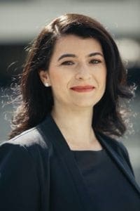 Ioana Roman PeliCompany copy 200x300 - Analiză: Ritm dinamic pentru tranzacțiile imobiliare în drumul spre miliardul de euro