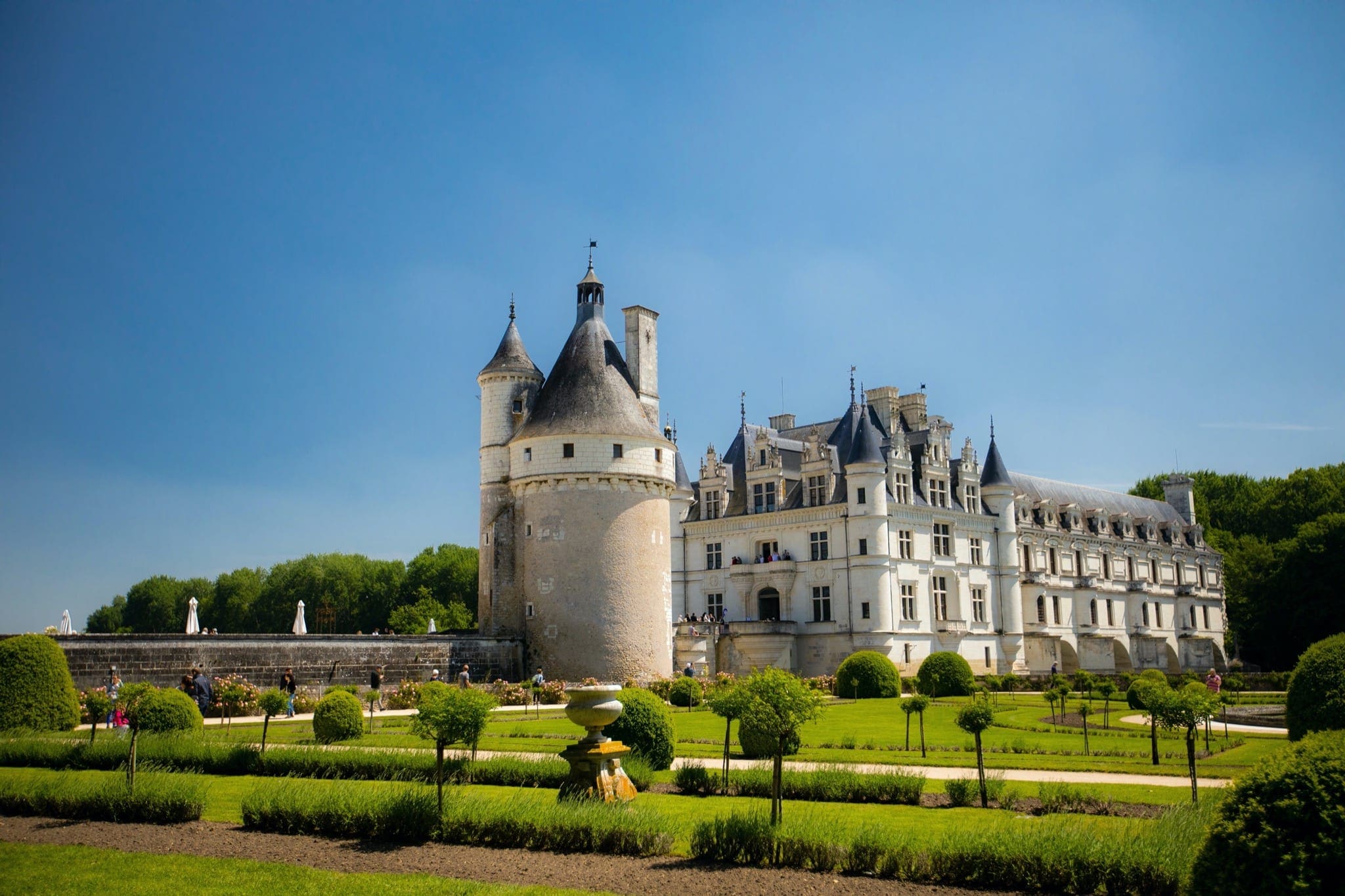 dorian mongel X8bwXanmSOo unsplash copy - Secretele Palatelor: Château de Chenonceau, castelul disputat de Caterina de Medici şi Diane de Poitiers