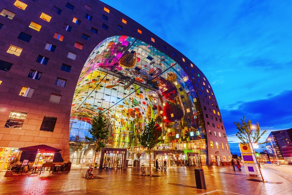 Markthal Rotterdam Olanda - Cele mai neobișnuite construcții din Europa