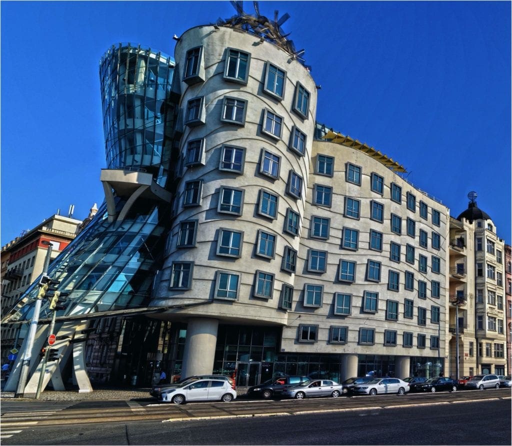 tiny house movement in louisville ky the dancing house in prague fresh dancing house for alternative tiny house movement in louisville ky copy 2 1024x893 - Cele mai neobișnuite construcții din Europa