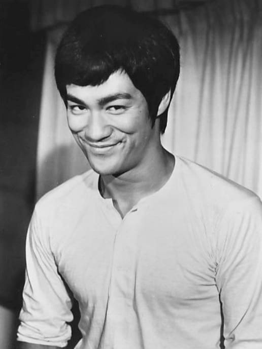 Bruce Lee 1973 - 7 reşedinţe ale celebrităților, abandonate sau scoase la vânzare