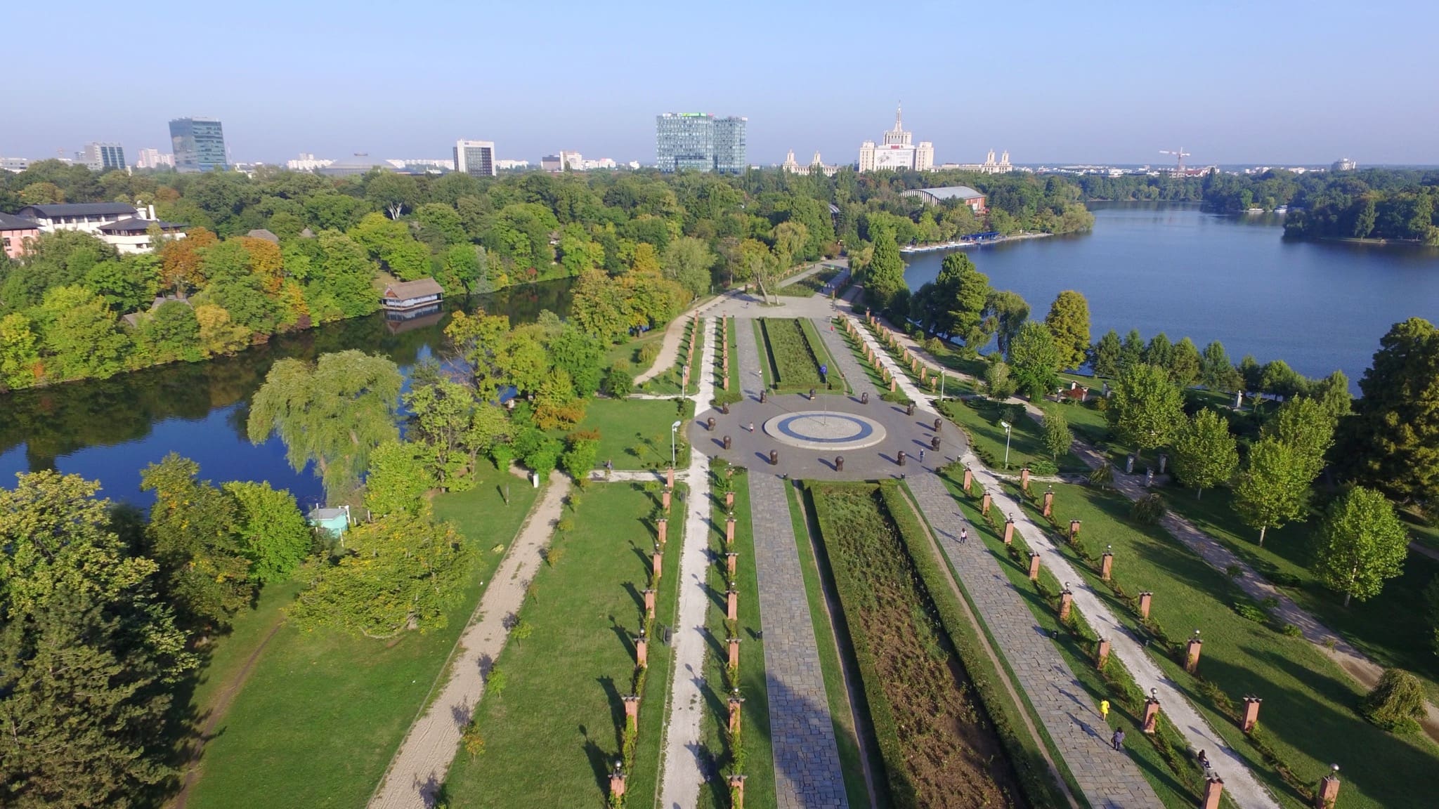 10 parcul herastrau filmare aeriana cu drona fotografie aeriana copy - Ce caută românii atunci când vor să se mute?
