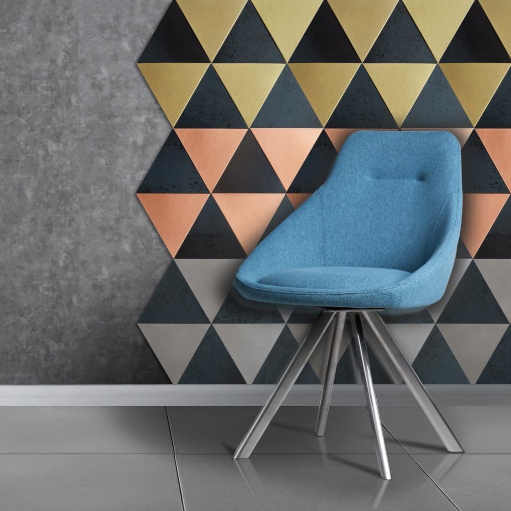 Nuove forme Triangoli 4 1024x1024 - Soluție inovatoare de design: acoperirea pereților locuinței cu elemente de metal