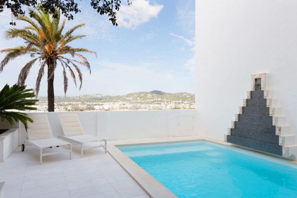 Villa Amatista Web 12 copy 1024x682 - Vilă din Ibiza aflată într-un sit UNESCO, la vânzare pentru 6,5 milioane de euro