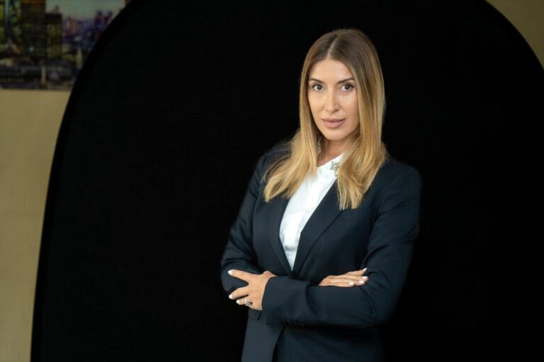 Roxana Ghioca Real Estate Magazine