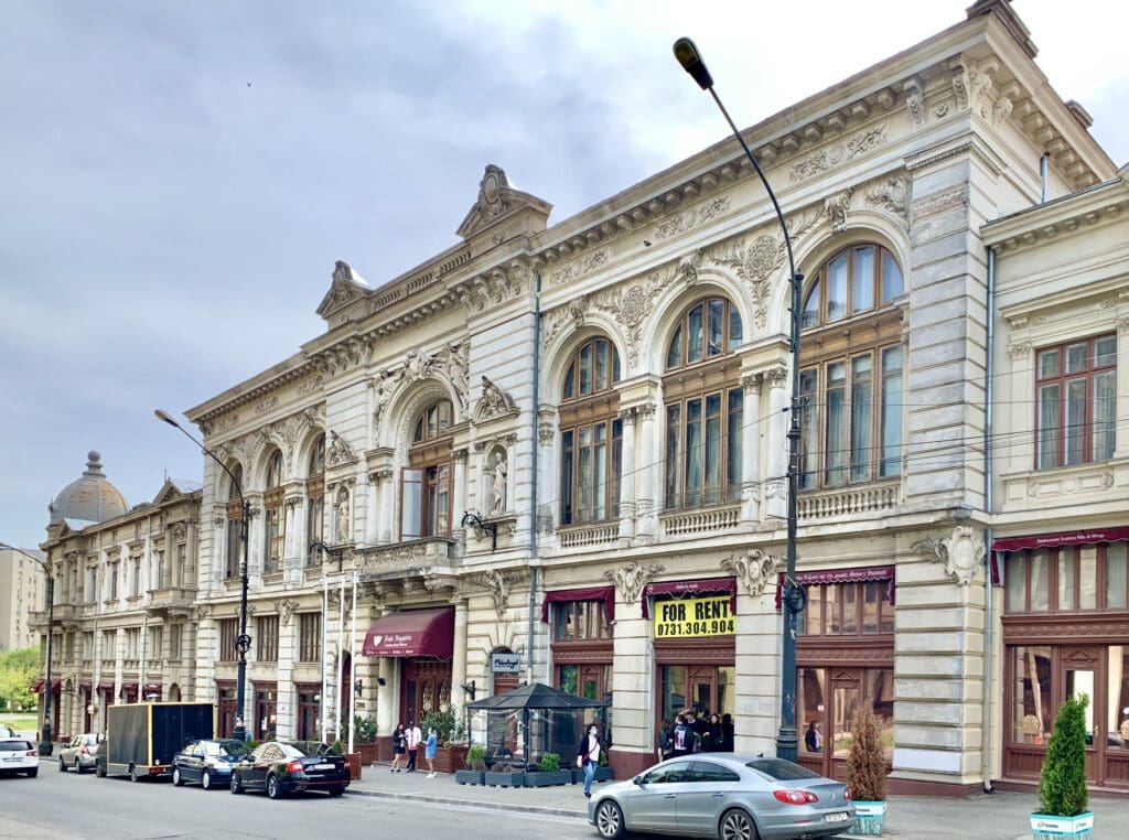 147 153 Calea Rahovei Bucharest Romania 1024x762 - Cele mai scumpe proprietăți din lume vândute în 2023