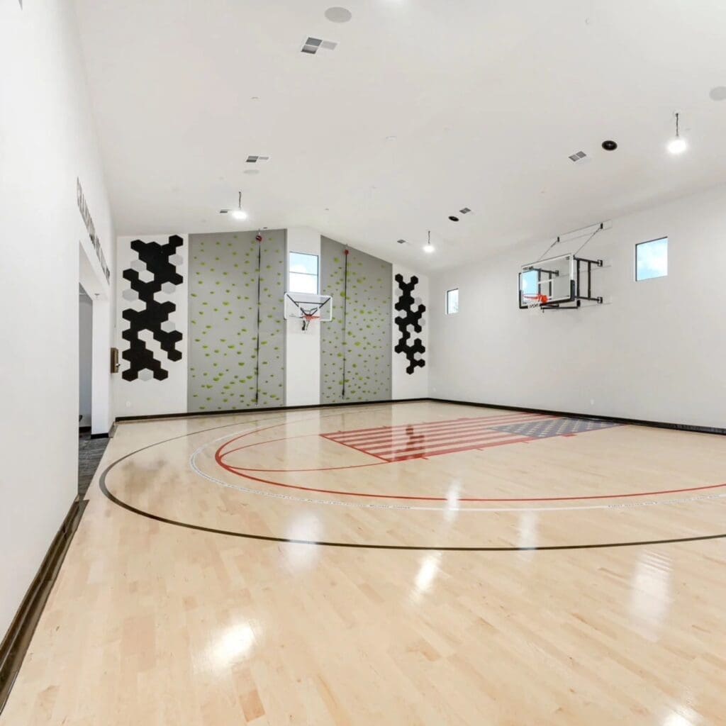 sportshouse roundup v2 1200x1200 copy 1024x1024 - Casele cu design next-level, simbolul pasiunii proprietarilor